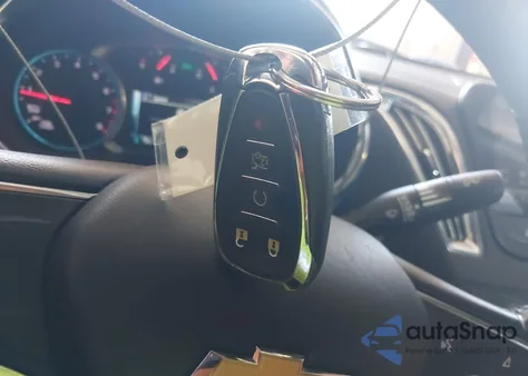 2018 Chevrolet Malibu Lt z USA, uszkodzony, nr VIN 1G1ZD5ST5JF212576